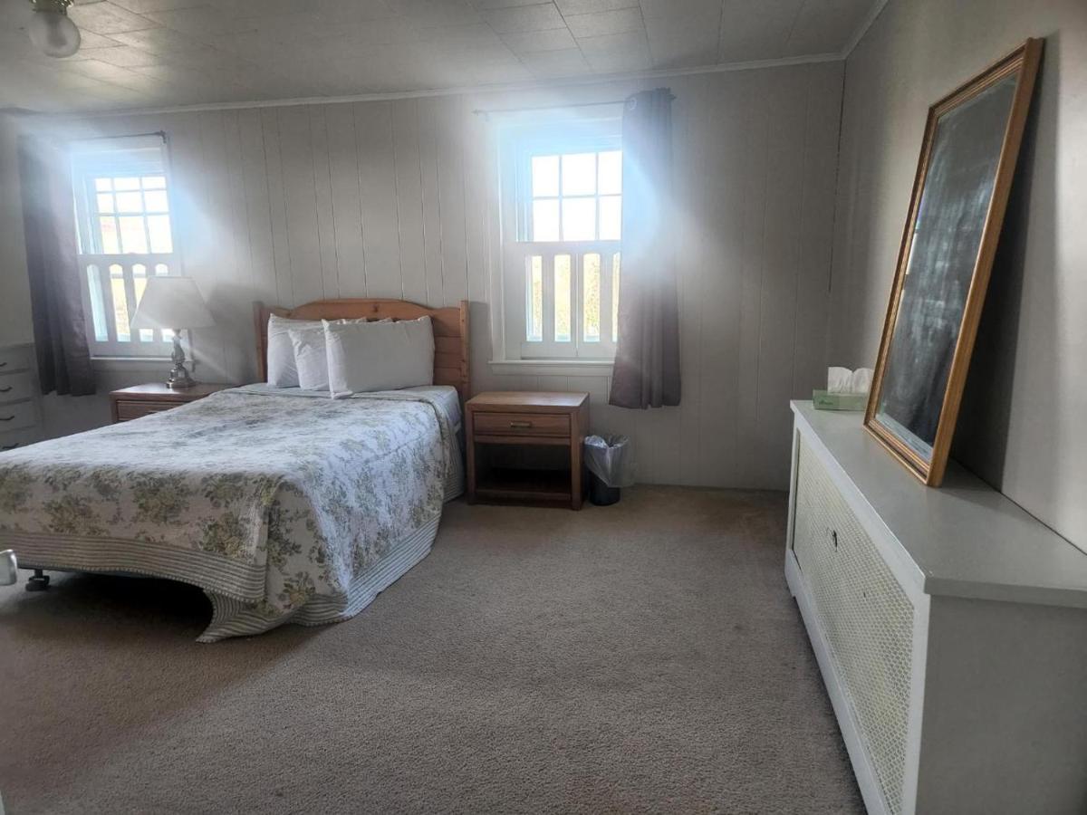 Spruce Lane Lodge And Cottages Smoketown  Екстер'єр фото