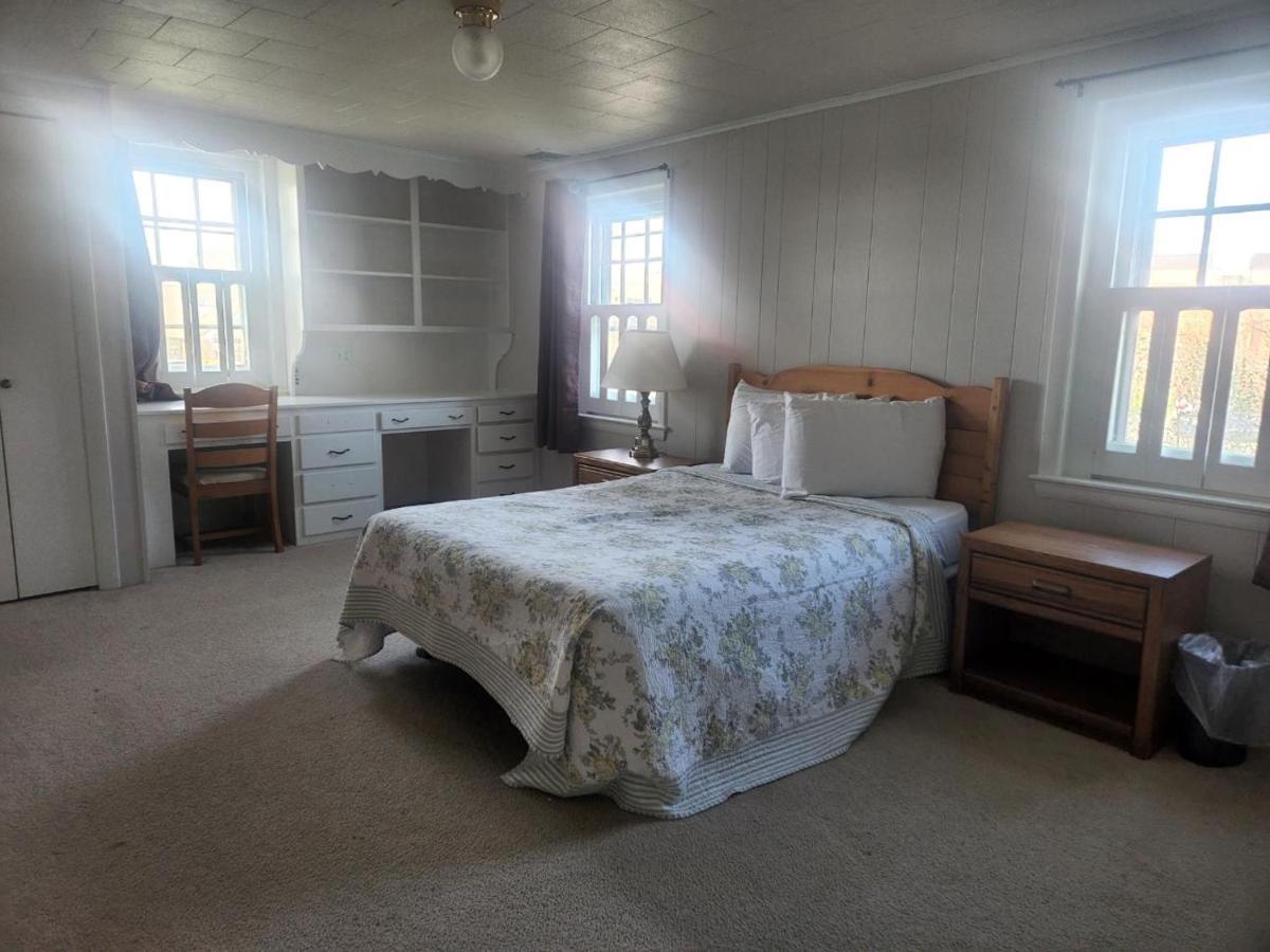 Spruce Lane Lodge And Cottages Smoketown  Екстер'єр фото