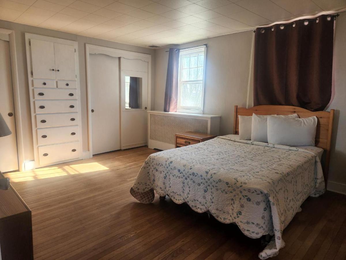 Spruce Lane Lodge And Cottages Smoketown  Екстер'єр фото