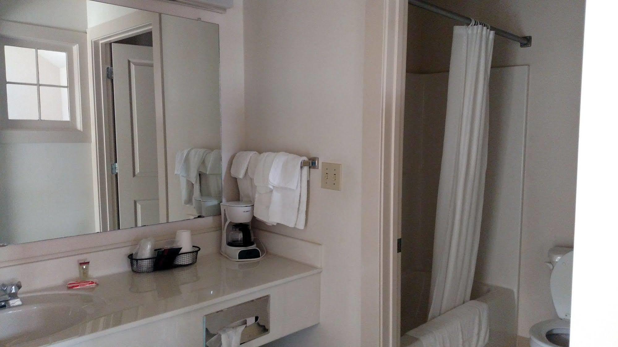 Spruce Lane Lodge And Cottages Smoketown  Екстер'єр фото
