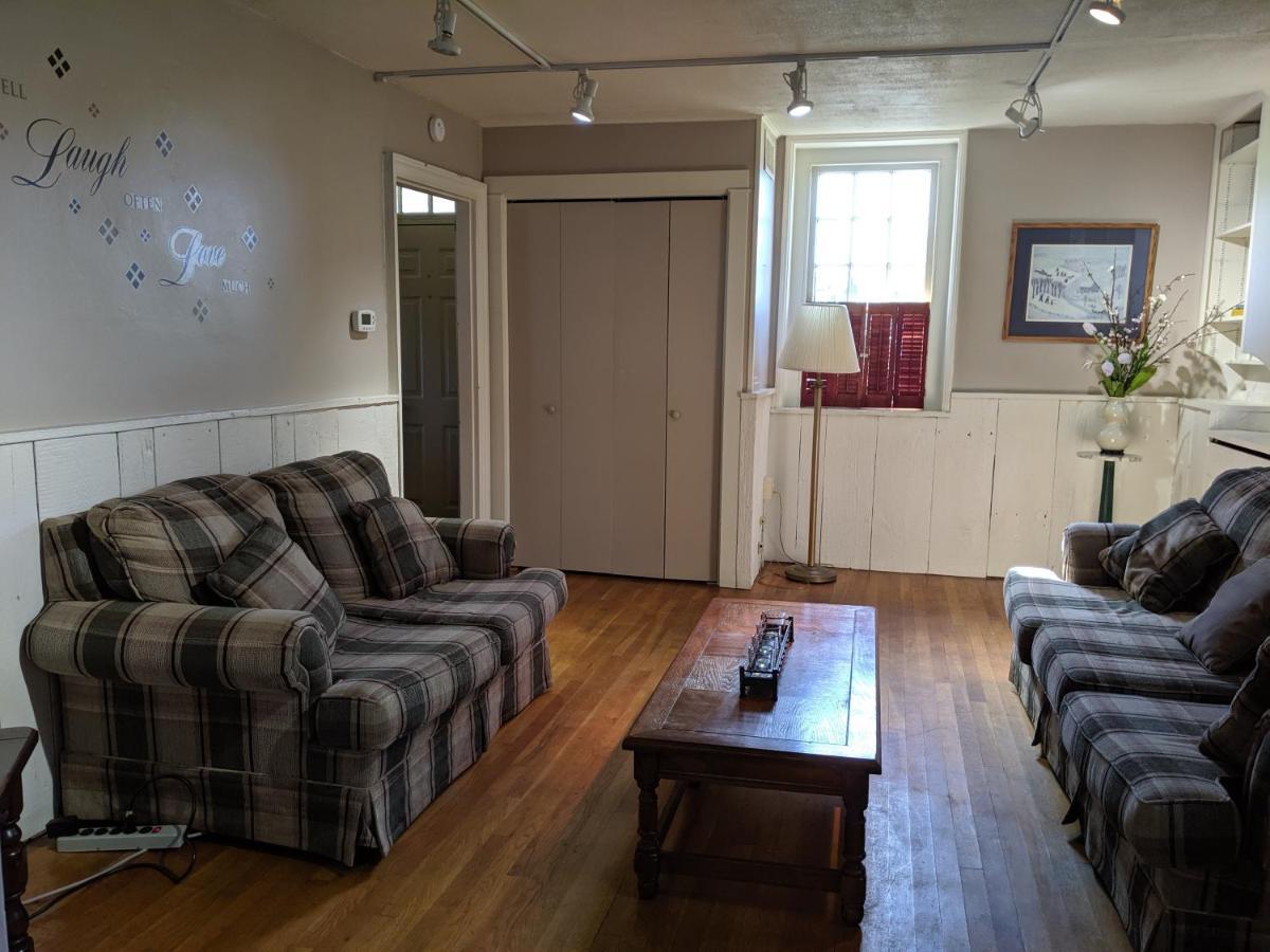 Spruce Lane Lodge And Cottages Smoketown  Екстер'єр фото
