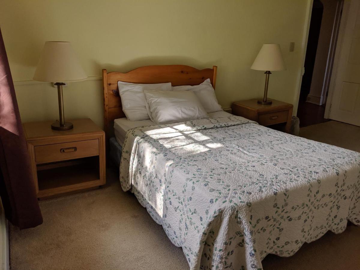 Spruce Lane Lodge And Cottages Smoketown  Екстер'єр фото
